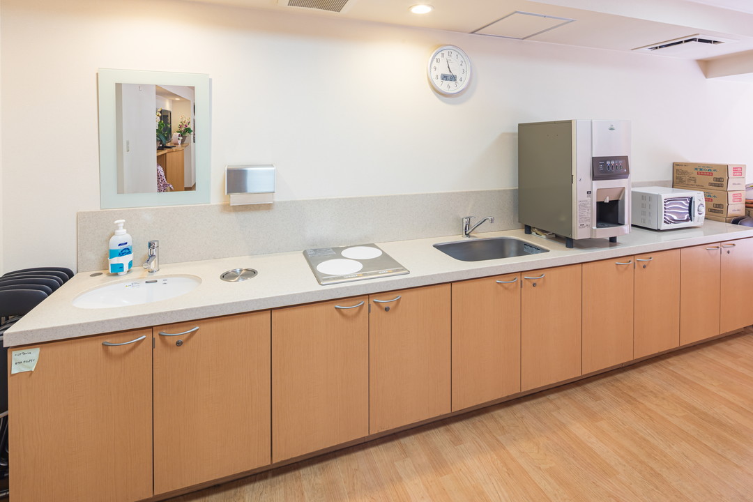 シンプルなトイレの内部